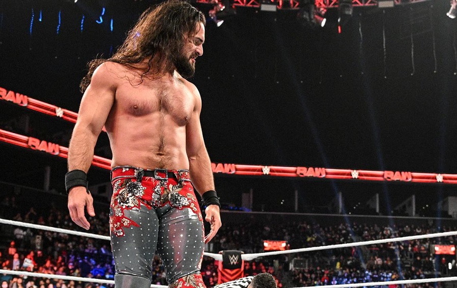 WWE News WWE Legend Compares Seth Rollins To Shawn Michaels