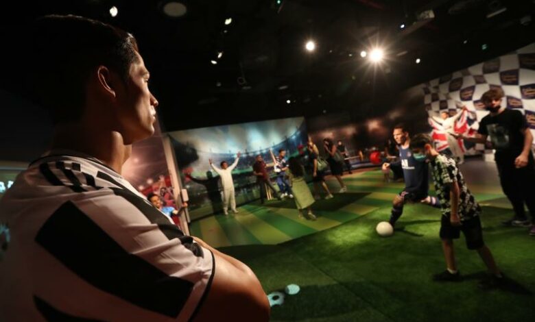 Cristiano Ronaldo wearing 'wrong' shirt at Dubai's Madame Tussauds