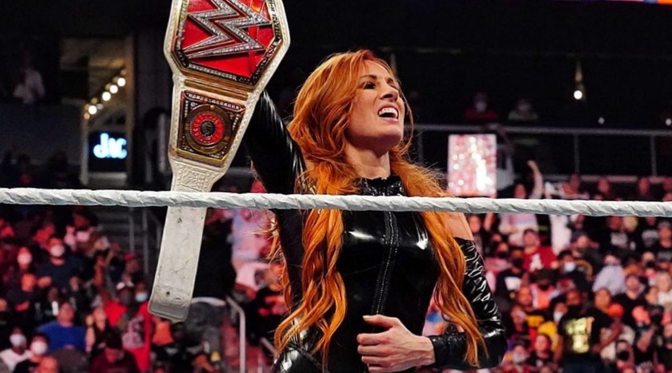 WWE Raw: Becky Lynch Possibly Injured Legit; Update On Recovery 2