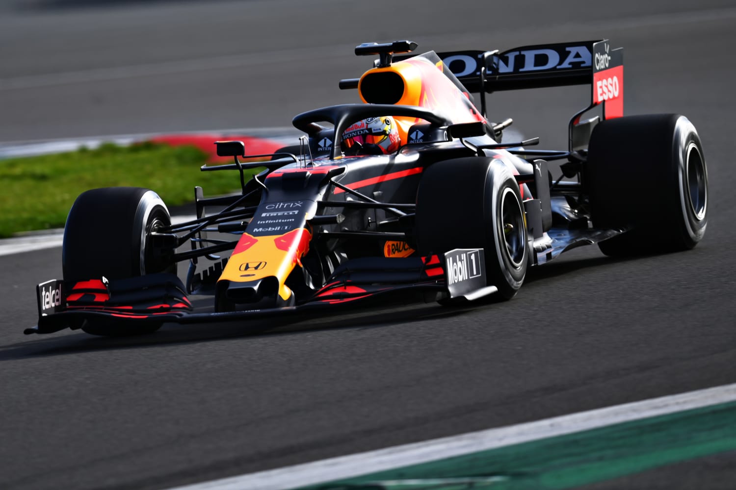 Verstappen wins Autosport's International Racing Driver of the Year Award