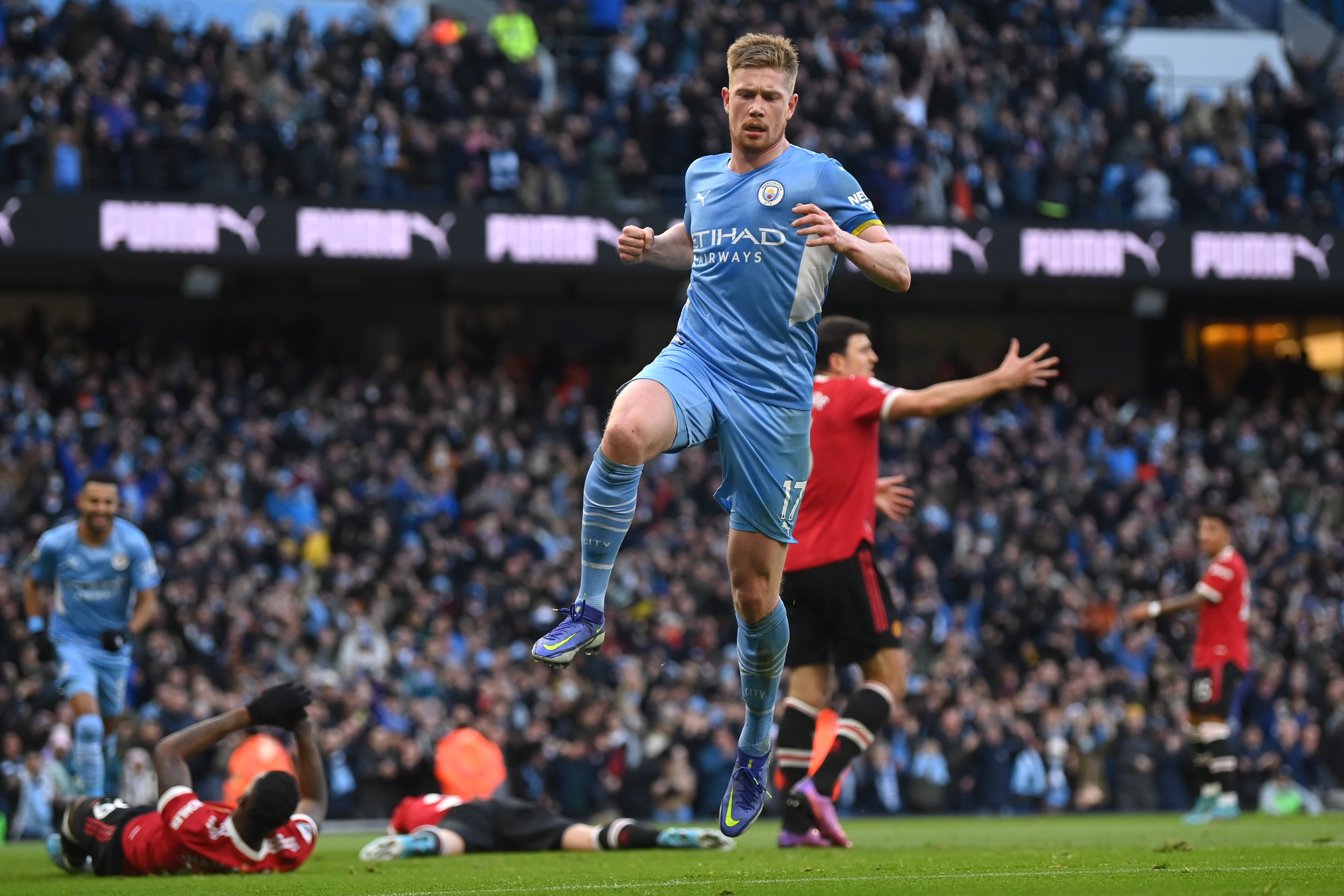 Manchester City 4-1 Manchester United: Manchester is Blue