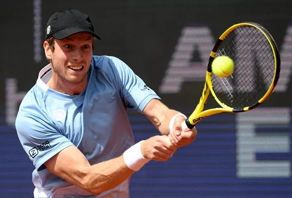 Munich Open: Van de Zandschulp muscles into his first ATP final in Munich