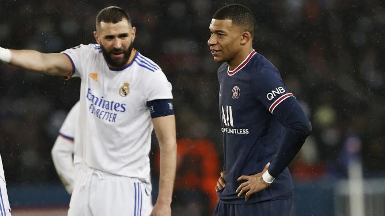 Kylian Mbappe Transfer News: BREAKING NEWS!! Kylian Mbappe has decided to STAY at PSG despite huge interest from European giants Real Madrid