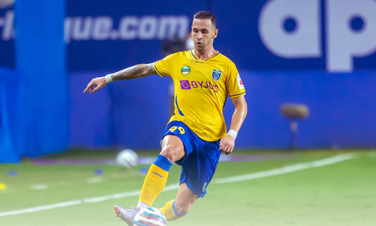 Indian Super League: Spanish forward Alvaro Vazquez parts ways with ...