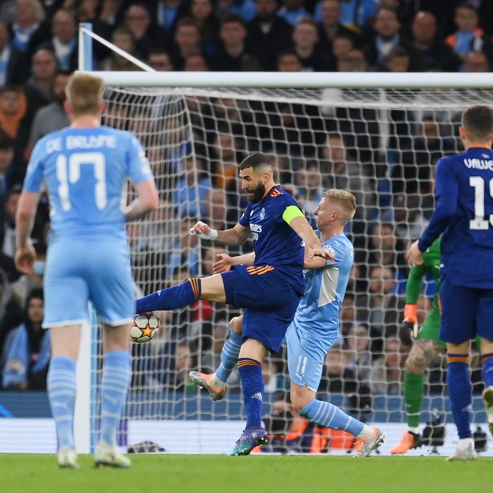 Champions League Semi-Final LIVE: Real Madrid eye an Iconic COMEBACK at the Santiago Bernabeu against Guardiola & Co, Follow Real Madrid vs Manchester City 2nd Leg LIVE Streaming: Check Team News