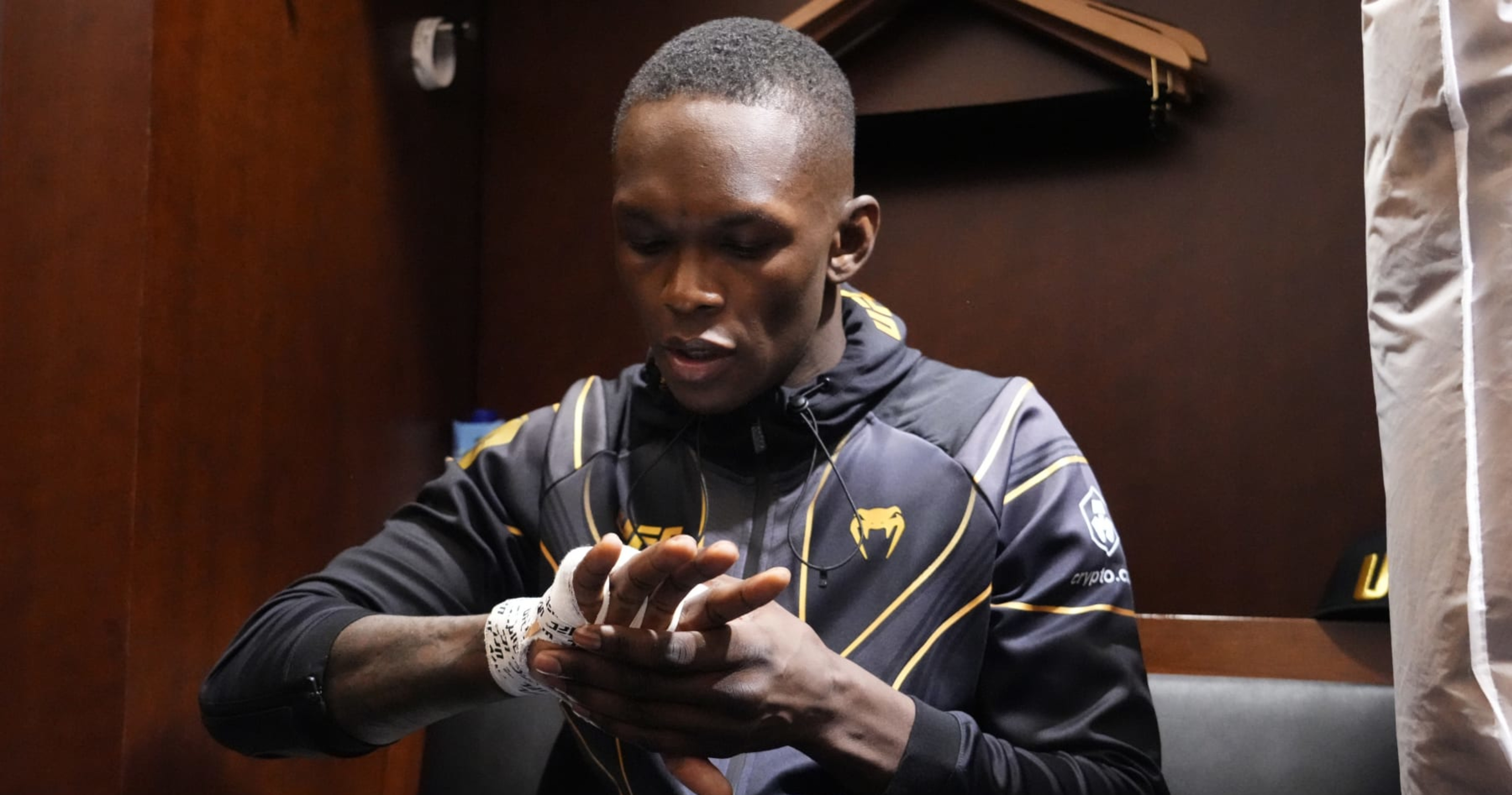 UFC News round-up daily: Israel Adesanya arrested, Derrick Lewis threatens to KO Spivac at Fight Night, Conor McGregor and Anderson Silva can lose millions of Twitter followers, Joe Rogan impressed by a fan-tattoo 