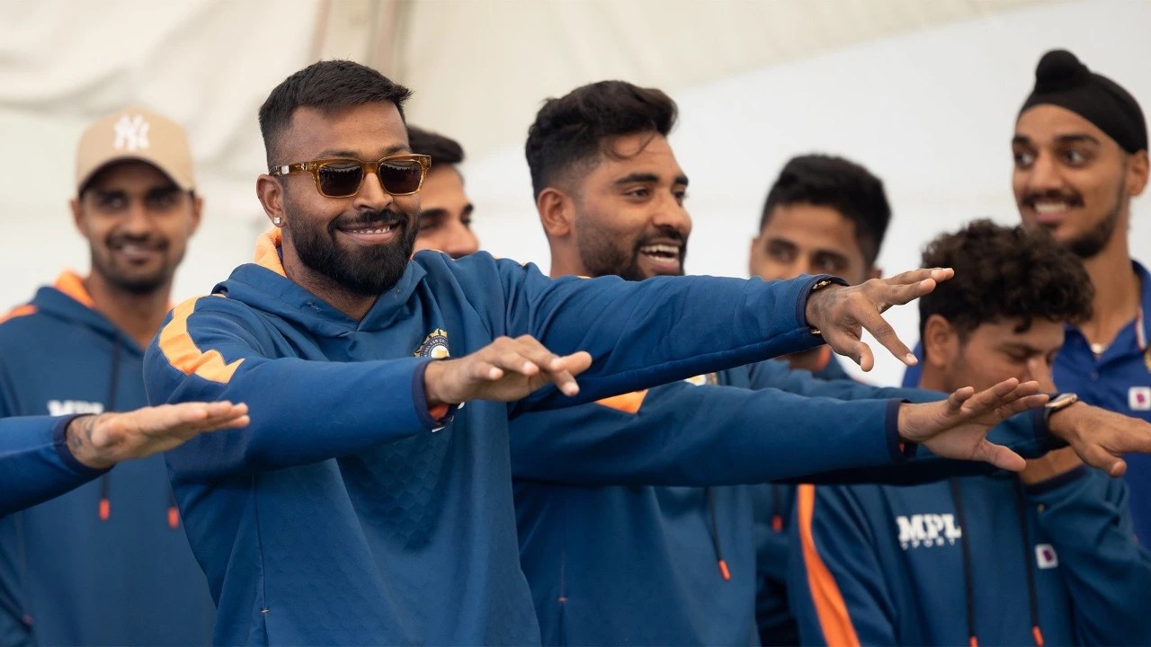 IND vs NZ: Hardik Pandya, Rishabh Pant DANCE to Maori Folk song, VVS Laxman lets out HEARTY LAUGH as India get 'powhiri' welcome in Mount Maunganui: Watch Video