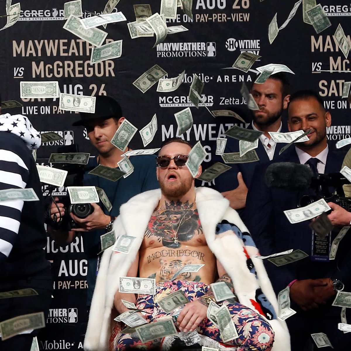 Conor McGregor potential purse How much money can Conor McGregor earn