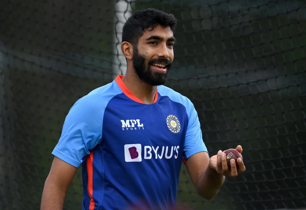 IND vs SL ODI: India get near full-strength squad for SriLanka ODIs, 3 BIG Selection HEADACHES for Rahul Dravid for 1st ODI, Check OUT, India vs SriLanka LIVE, Rohit Sharma, Shubman Gill, Virat Kohli, Suryakumar Yadav, Shreyas Iyer, KL Rahul, Ishan Kishan, Hardik Pandya, Washington Sundar, Yuzvendra Chahal, Kuldeep Yadav, Axar Patel, Jasprit Bumrah, Mohammed Shami, Mohammed Siraj, Umran Malik, Arshdeep Singh