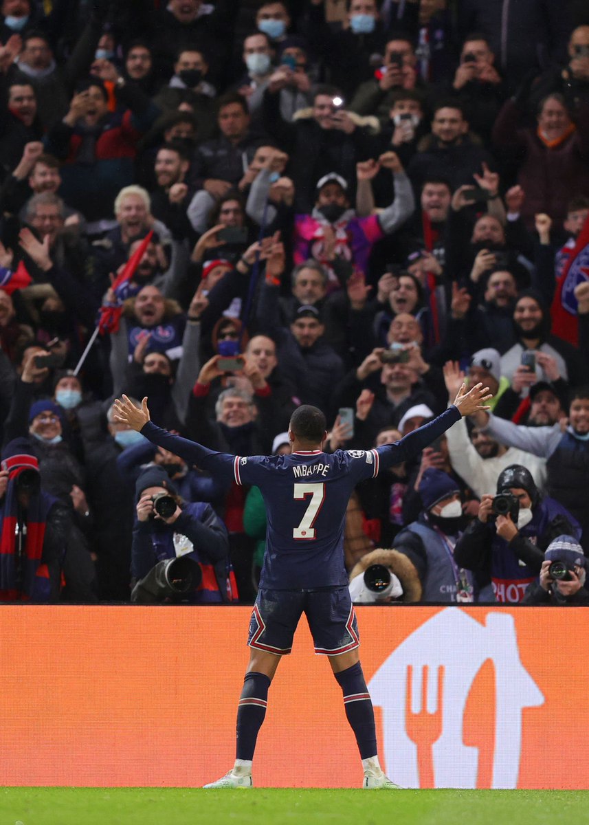 Second Player After Mbappe: Kimpembe Wears Blackout Next-Gen Zoom