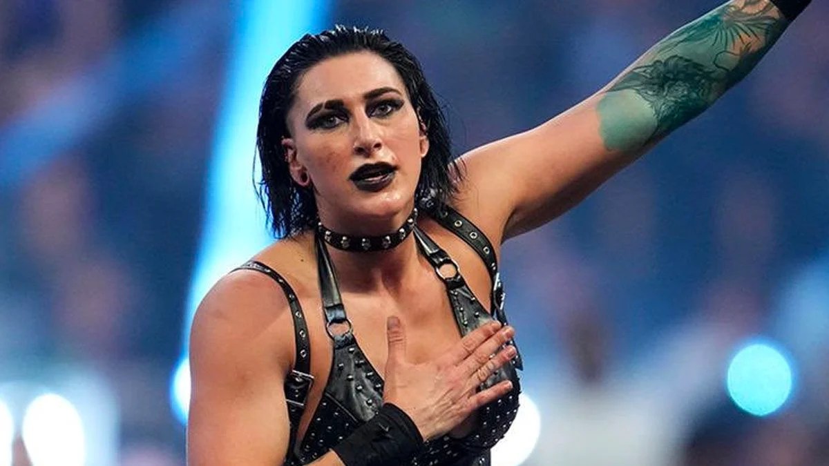 WWE star seen twinning with Rhea Ripley puts on makeup and tattoos