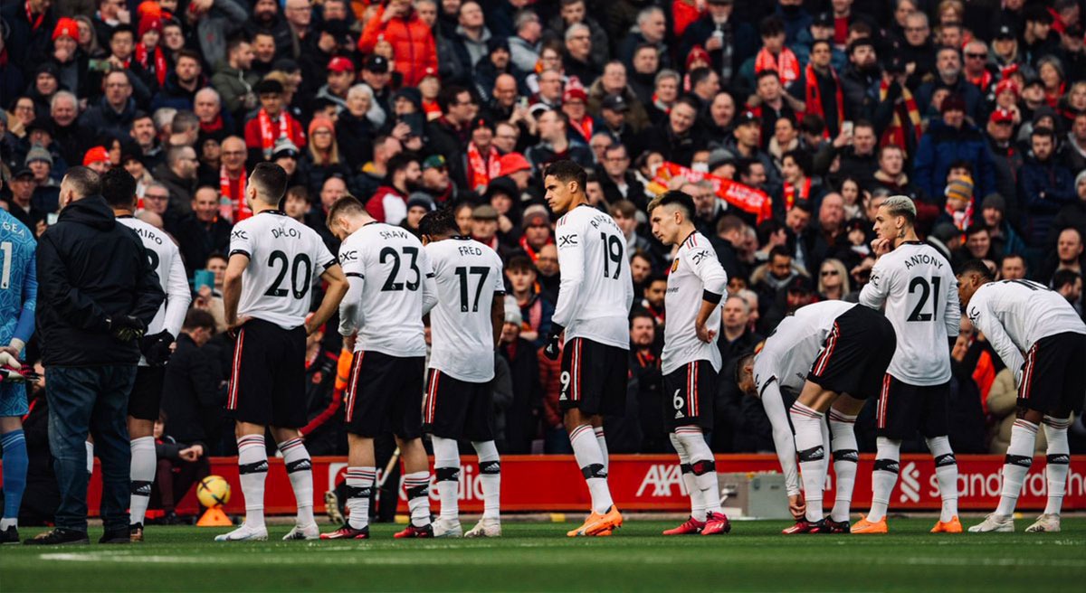 WATCH As Raphael Varane SCREAMS At Manchester United Teammates To Go ...