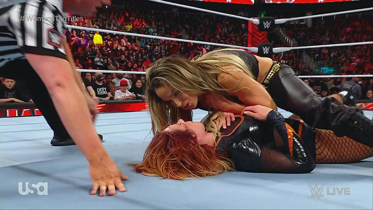 Becky Lynch looks back on tag title run with Lita, unsure it was meant to  be the plan - WWE News, WWE Results, AEW News, AEW Results