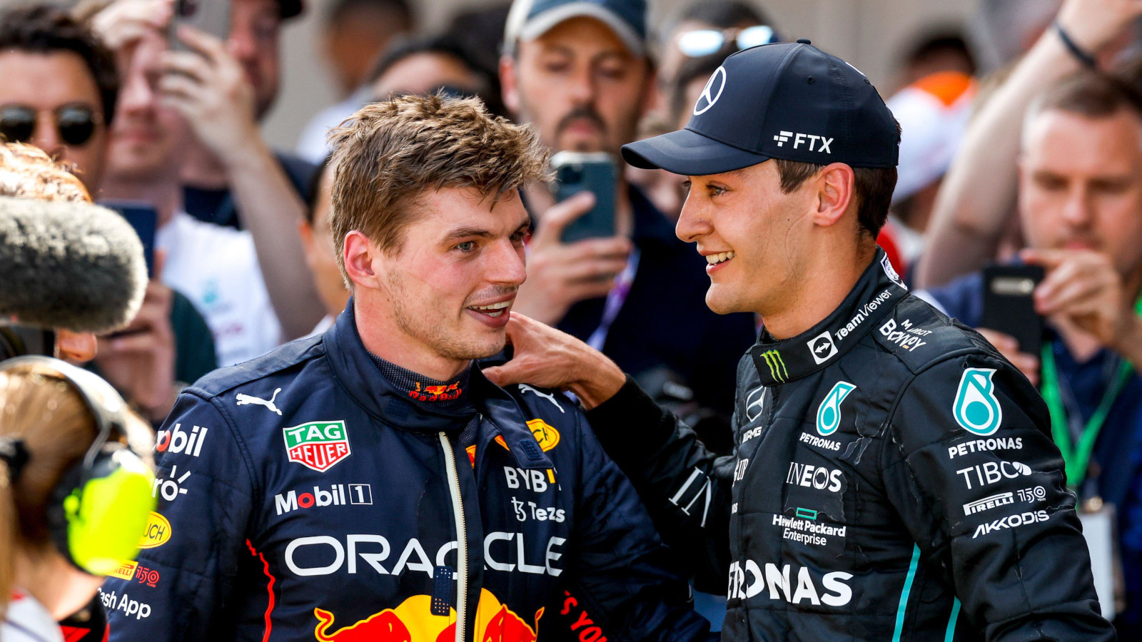 George Russell MENUNDA Red Bull melakukan karung pasir;  Formula 1, F1, George Russell, Max Verstappen, Red Bull, Oracle Red Bull Racing, Mercedes, FIA, Musim 2023