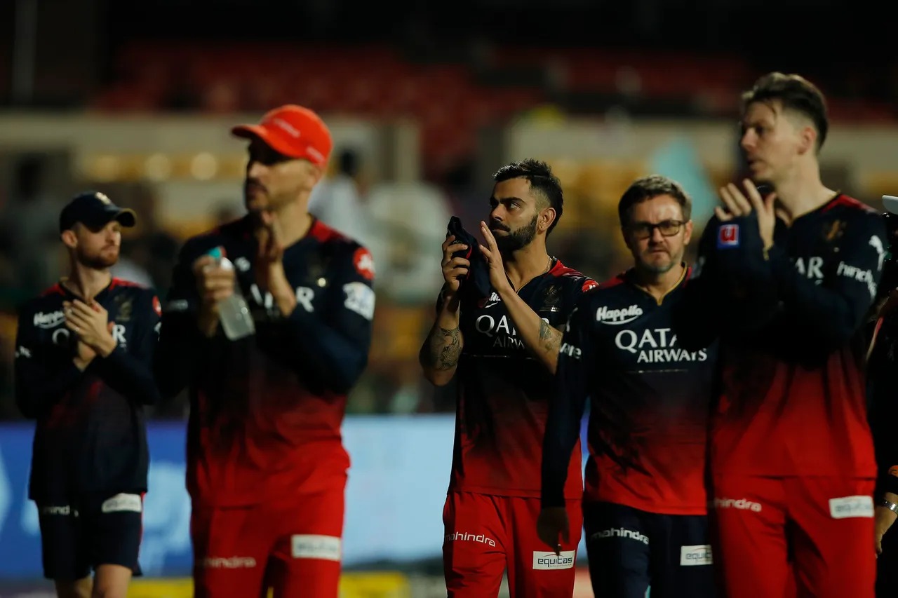 RCB vs GT: RCB CHOKES yet again, Fans share MEMES after Gujrat Titans BLOW RCB apart, Royal Challengers Bangalore, Virat Kohli, Shubman Gill, IPL 2023