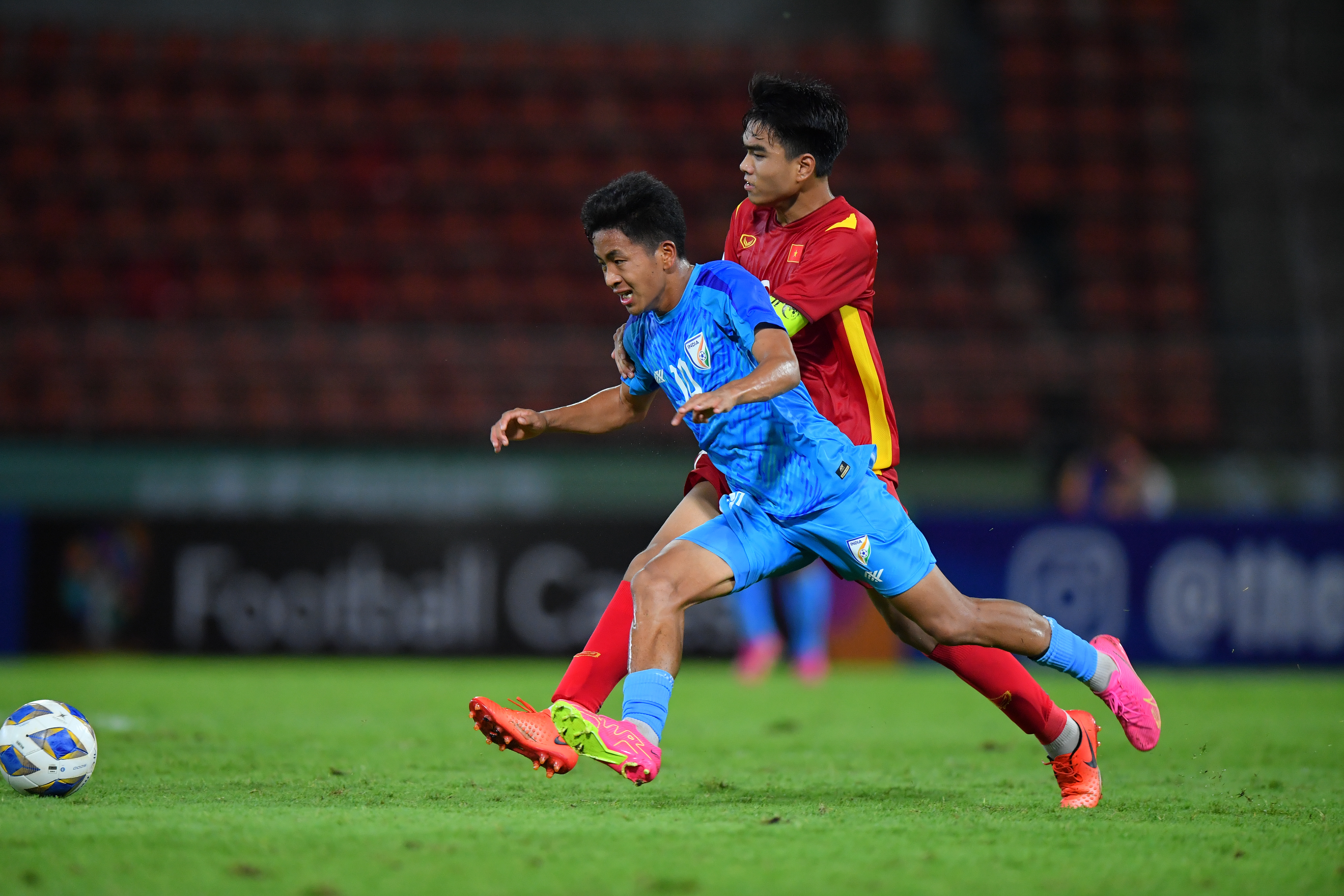 India U17 vs Vietnam U17: Indian U17 Football Team held in draw; Lê Dnh Long Vu and Malemngamba Singh score in AFC U17 Asian Cup opener.