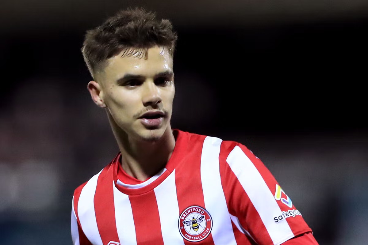 Romeo Beckham: Brentford boss Thomas Frank says David Beckham's son should  be treated in his own right, Football News