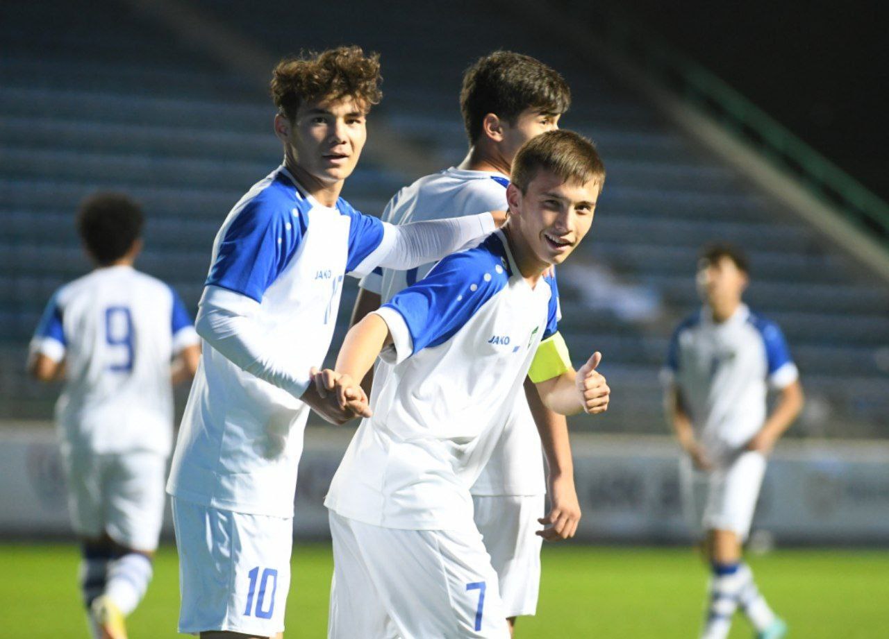 U17 uzbekistan. Футбол Узбекистан. Чемпион Азии по футболу. Узбекистан шифокорлар. Кубок Азии по футболу 2022.