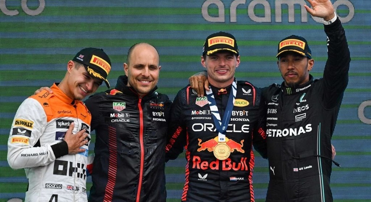 British Grand Prix result: Lando Norris and Lewis Hamilton heroes as Max  Verstappen wins - Mirror Online