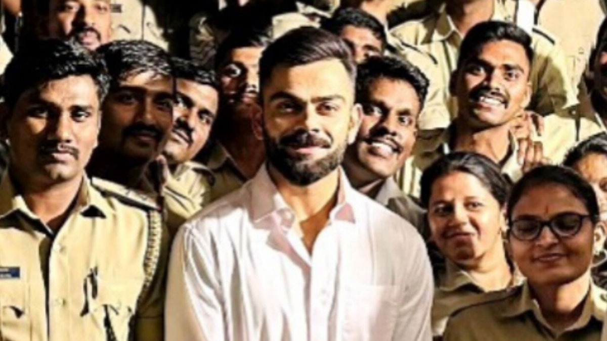 Virat Kohli Shows Heartwarming Gesture Towards Bengaluru Police