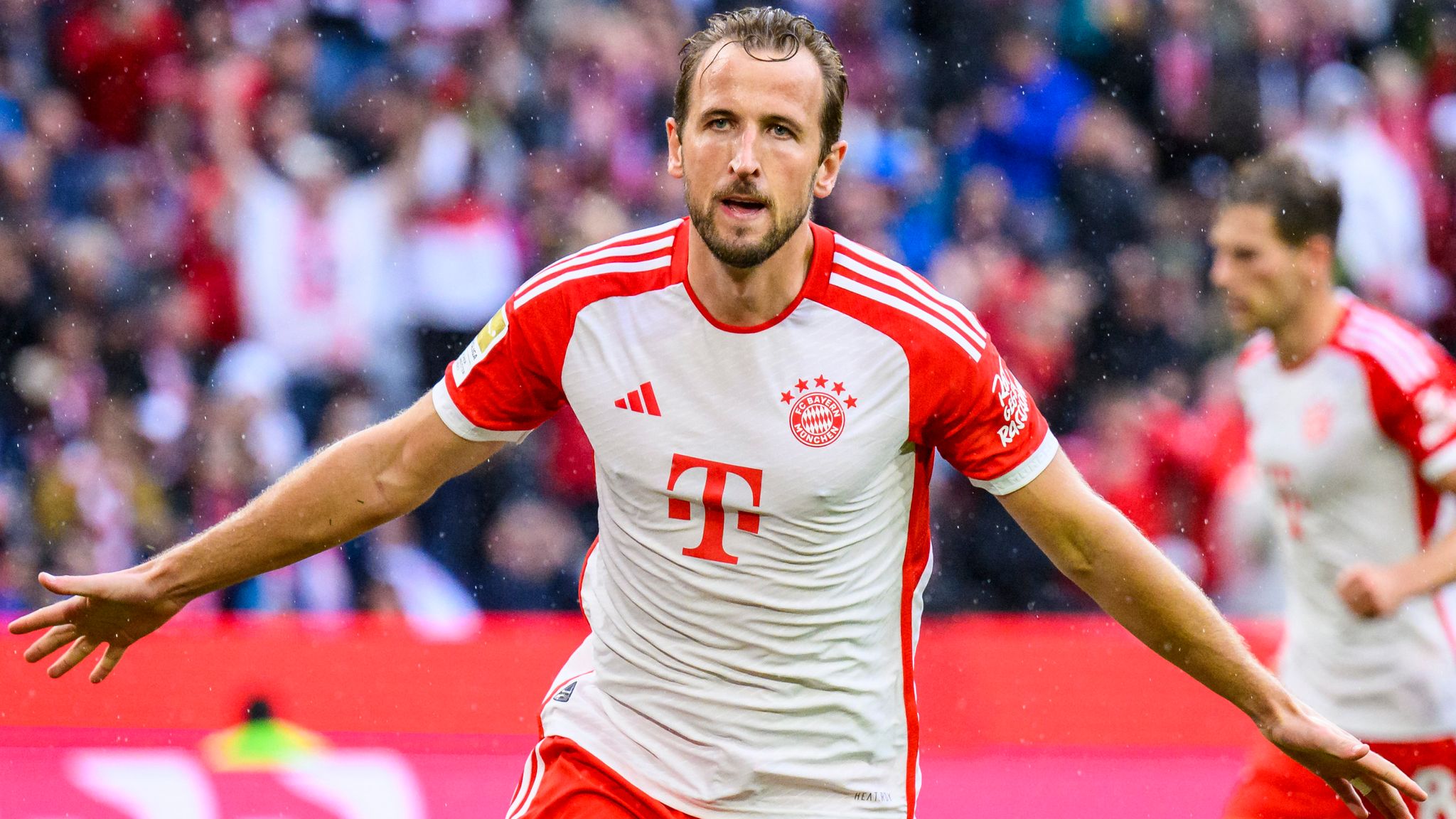 WATCH: Harry Kane scores outrageous goal for Bayern Munich from halfway ...