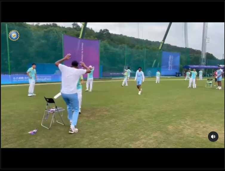 Ahead of Asian Games IND vs BAN semi finals, Indian Cricket team plays cricket with local Chinese kids in China