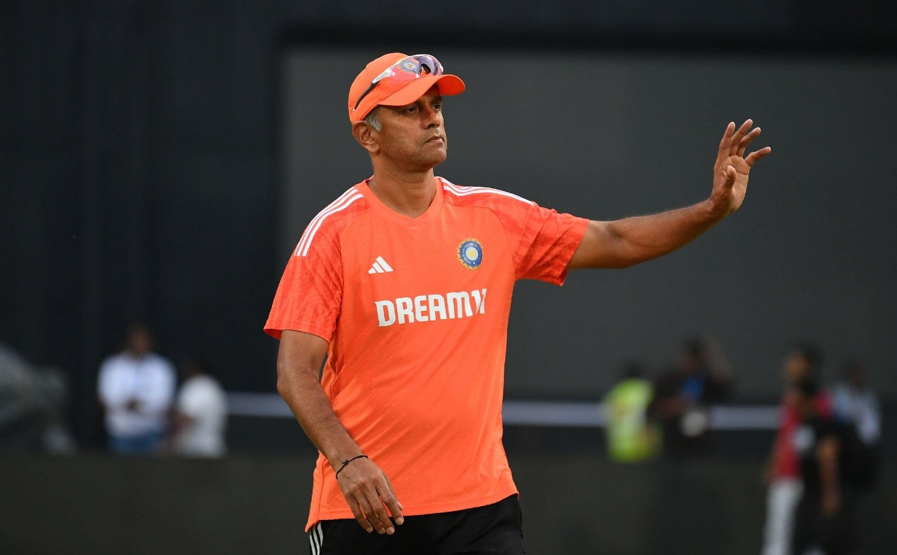 Rahul Dravid’s Coaching Future in Limbo as BCCI Contemplates Post-World Cup Decision